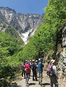 谷川岳一ノ倉沢エコハイキングの写真