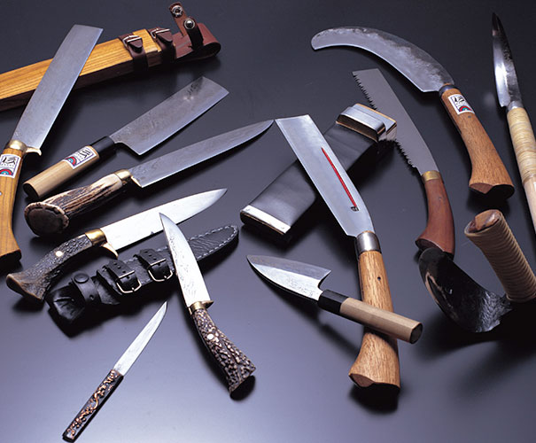 万場山中打ち刃物の画像