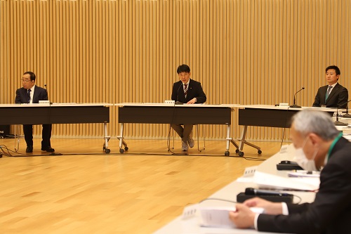 写真：理事会の様子