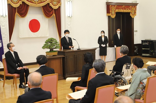 写真：祝辞を述べる山本知事