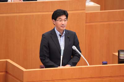 写真：須藤和臣委員長