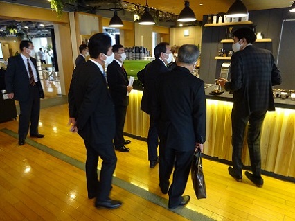 YAMATOYA COFFEE32での調査の様子写真