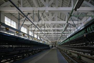 繰糸所内部の写真 繰糸所内部の写真