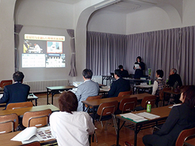 「審査会の様子」写真 