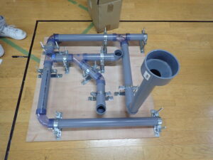 住まいづくり科　樹脂管の組み立て作業を体験の画像2