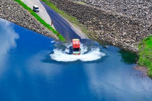八ッ場にゃがてん号（水陸両用バス）の画像