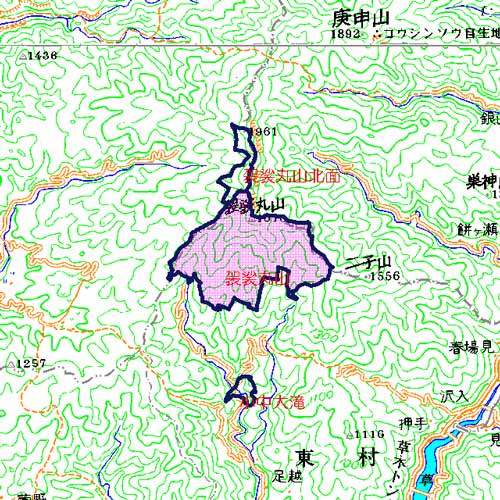 袈裟丸山広域図　県北東部県境にある前袈裟丸山及び後袈裟丸山の南面を中心とした地域　みどり市