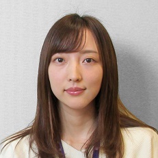 保健師　西沢
