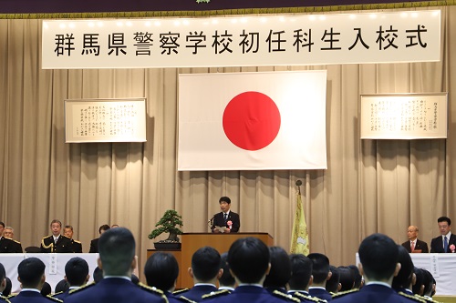 写真：祝辞を述べる山本知事