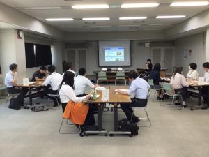 ｅスポーツ係からの説明写真