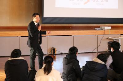 高井俊一郎議員によるガチ解説写真