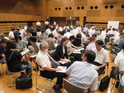 講演の様子写真2