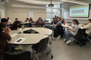 インディアナ大学での交流の様子写真2