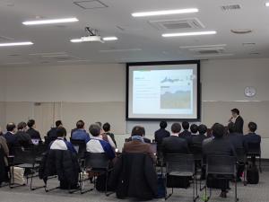 ピッチ発表の様子写真