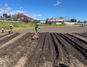 管理機作業の様子写真