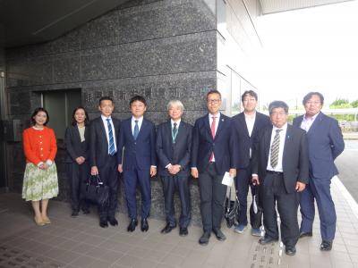 衛生環境研究所での集合写真