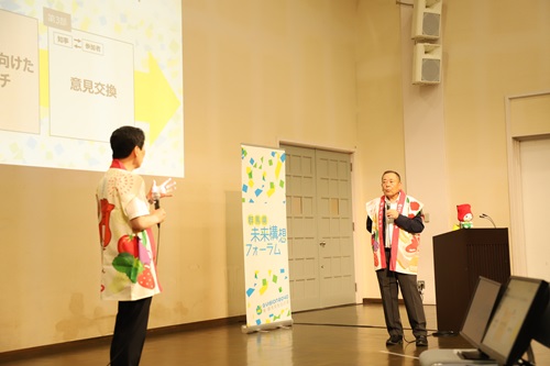 写真：山本知事と石川眞男町長