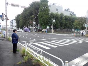 官民で連携した街頭啓発活動実施の画像