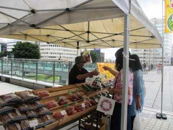 高崎産新鮮野菜直売会（JAたかさき）の様子写真