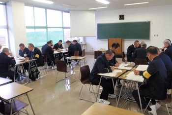 研究討議の写真 研究討議の写真