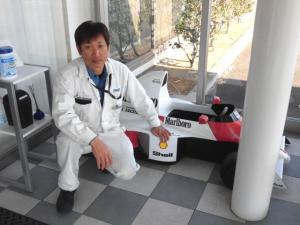 板野晴彦さん